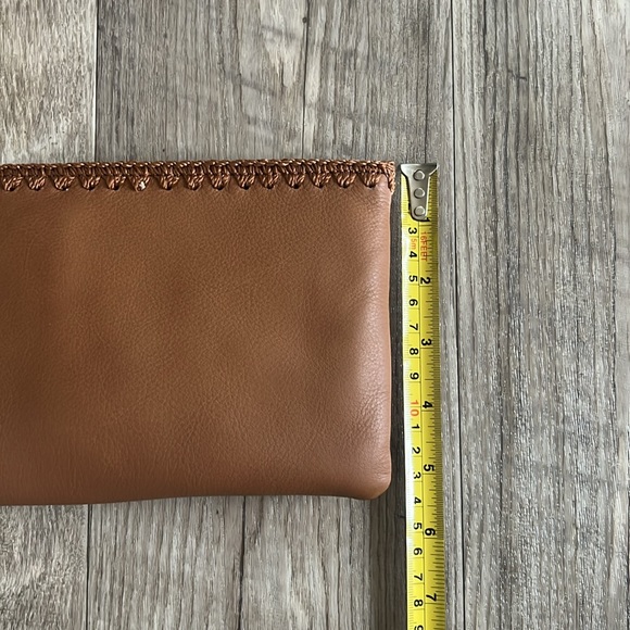 NWT The Sak Vita Leather Wristlet. - Picture 11 of 11